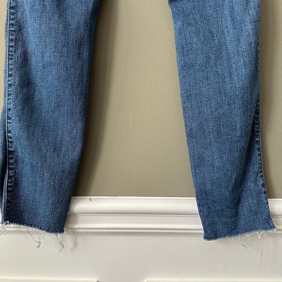 Hollister Ultra High Rise Distressed Skinny Jean  30/11R - Picture 5 of 5
